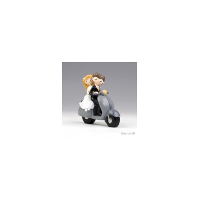 Figura pastel novios Pop & Fun en scooter 17cm
